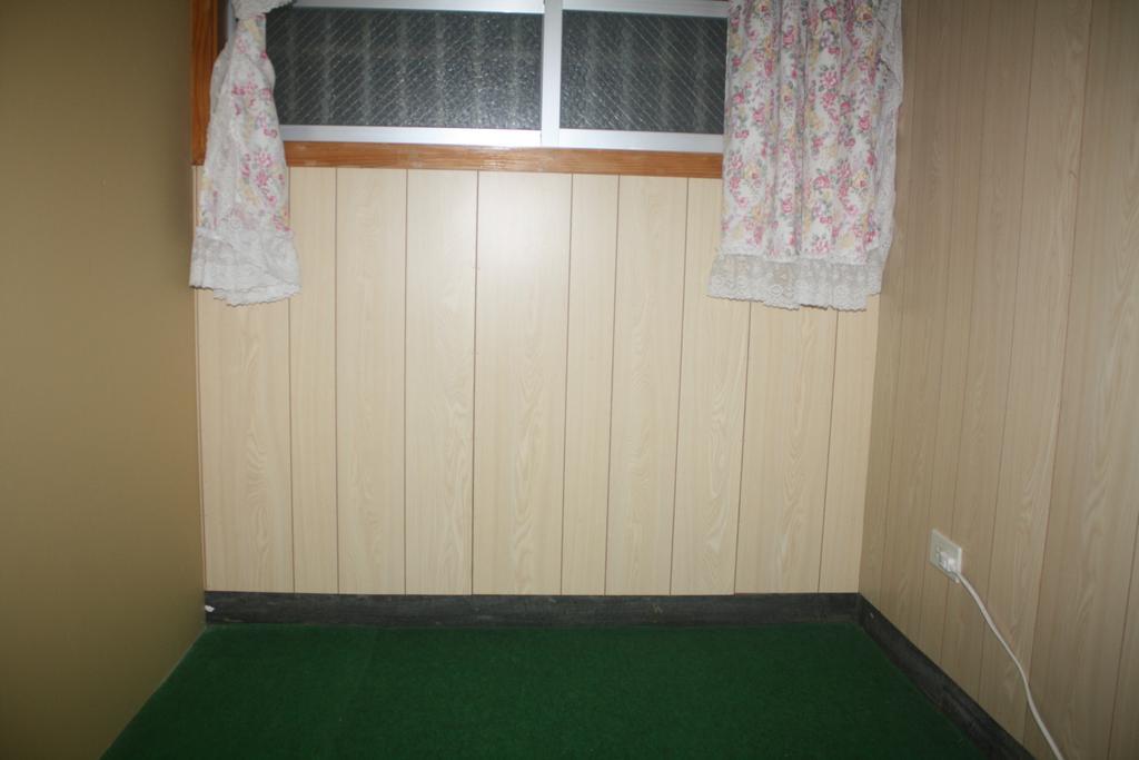 Koza Share House Hotell Okinawa Eksteriør bilde